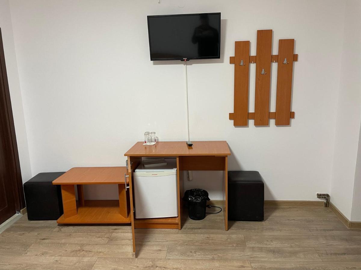 Hotel Tata Si Fii Bechet Zewnętrze zdjęcie